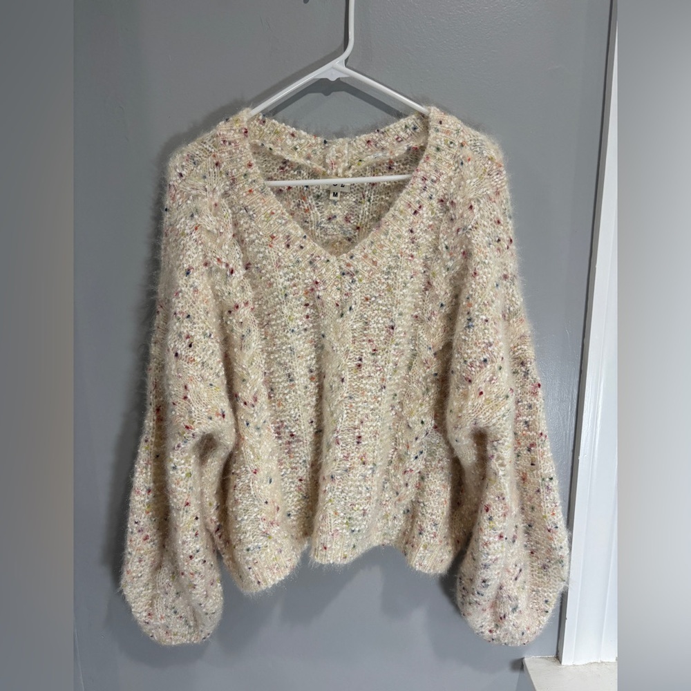 POL Oversized Chunky Fuzzy Confetti Balloon Sleeve Knit V Neck Sweater Medium
